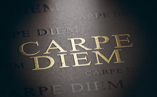 Acabamento em hot stamping: luxo e sofisticação para seus impressos